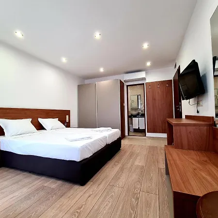 Family Serenity Palace Hotel Ahtopol